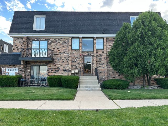9830 Sayre Avenue 13, Chicago Ridge, IL 60415