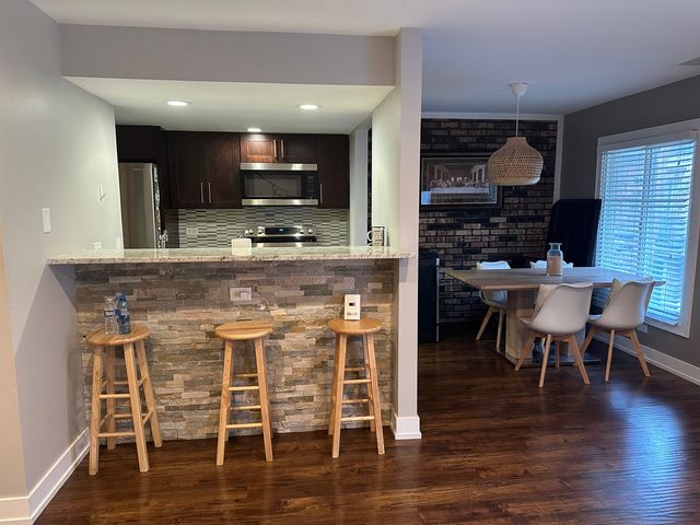 9830 Sayre Avenue 13, Chicago Ridge, IL 60415
