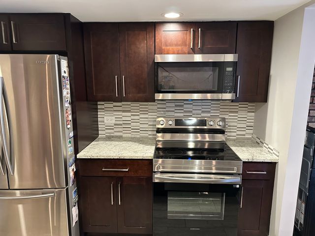 9830 Sayre Avenue 13, Chicago Ridge, IL 60415