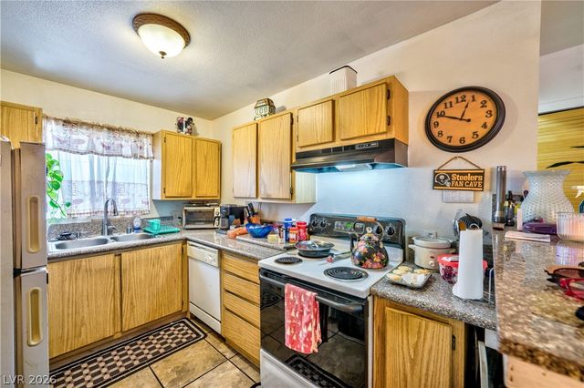 4511 Calico Cliff Court, North Las Vegas, NV 89031