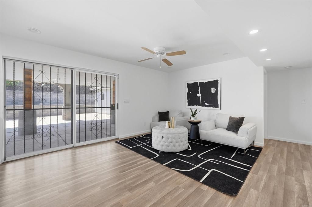 Image 13 of property listing at 1770 Tooley Circle, San Diego, CA 92114