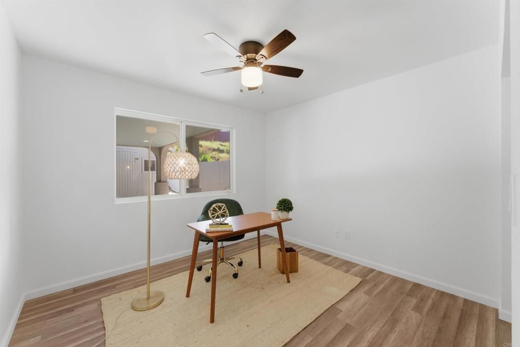 Image 15 of property listing at 1770 Tooley Circle, San Diego, CA 92114