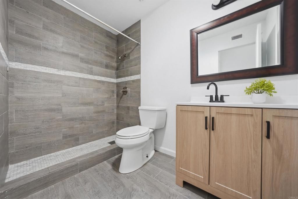 Image 24 of property listing at 1770 Tooley Circle, San Diego, CA 92114