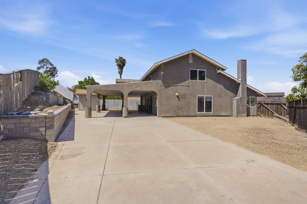 Image 34 of property listing at 1770 Tooley Circle, San Diego, CA 92114