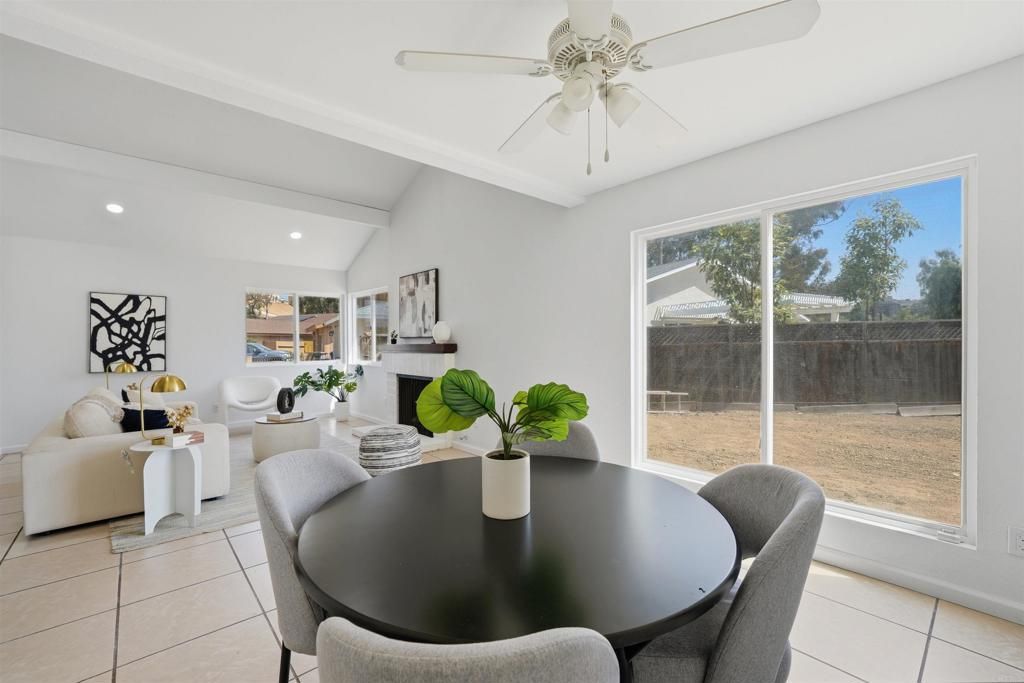 Image 6 of property listing at 1770 Tooley Circle, San Diego, CA 92114