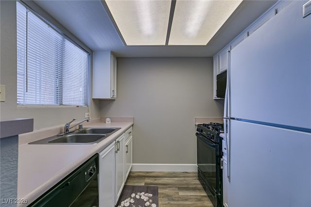 8070 Russell Road 2136, Las Vegas, NV 89113