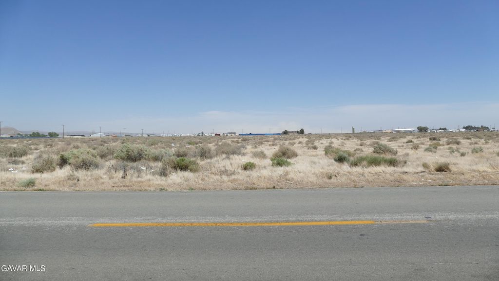 Vic 20th St W And Patterson Rd, Rosamond, CA 93560