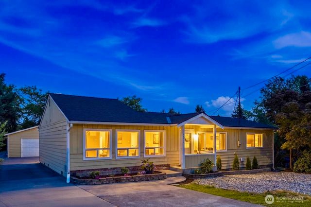 4832 188th Street SW, Lynnwood, WA 98037
