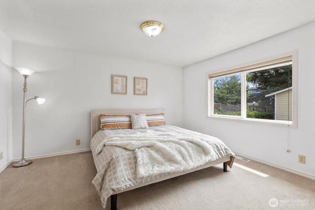 4832 188th Street SW, Lynnwood, WA 98037
