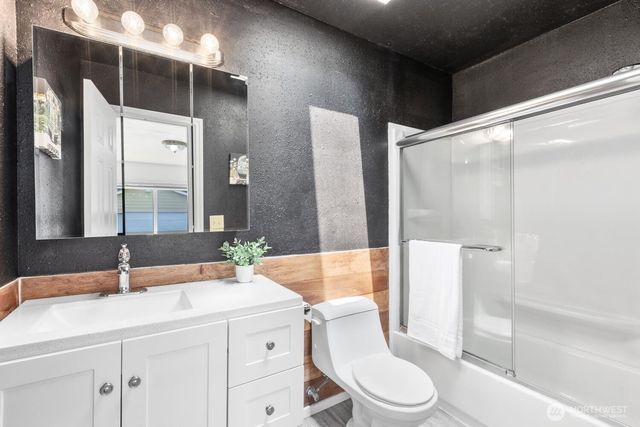 4832 188th Street SW, Lynnwood, WA 98037