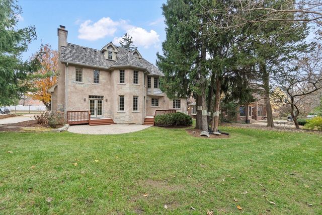 130 Fuller Road, Hinsdale, IL 60521