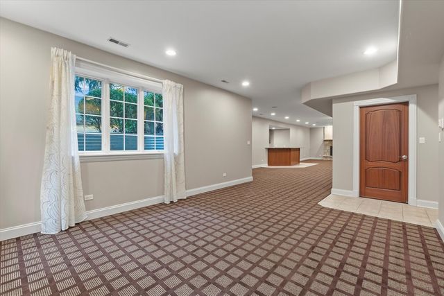 130 Fuller Road, Hinsdale, IL 60521