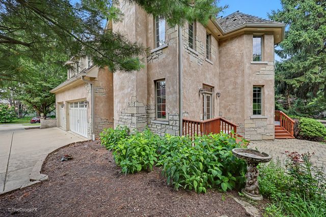 130 Fuller Road, Hinsdale, IL 60521