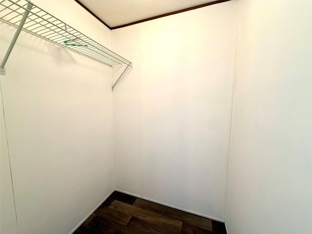 649 Ponderosa Drive, Onalaska, TX 77360