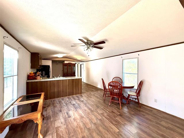 649 Ponderosa Drive, Onalaska, TX 77360