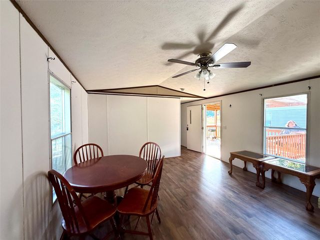 649 Ponderosa Drive, Onalaska, TX 77360