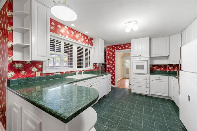 3013 Garden Lakes NW Boulevard, Rome, GA 30165