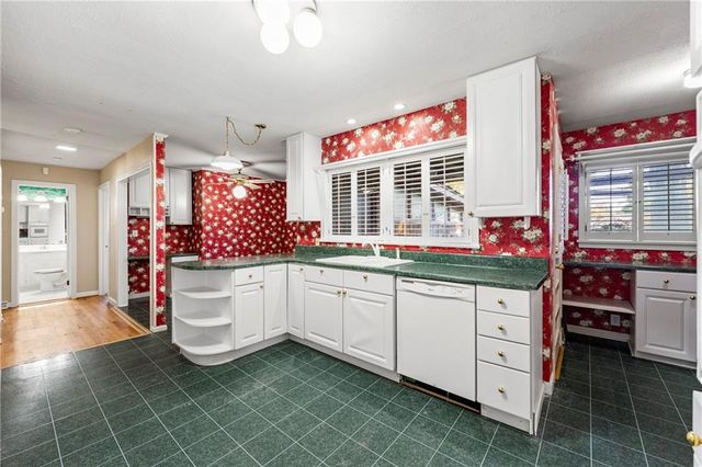 3013 Garden Lakes NW Boulevard, Rome, GA 30165