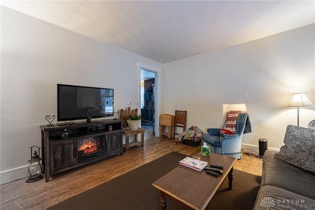 7958 Dubois Road, Franklin, OH 45005