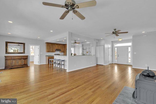 1469 COWART RD, Lottsburg, VA 22511