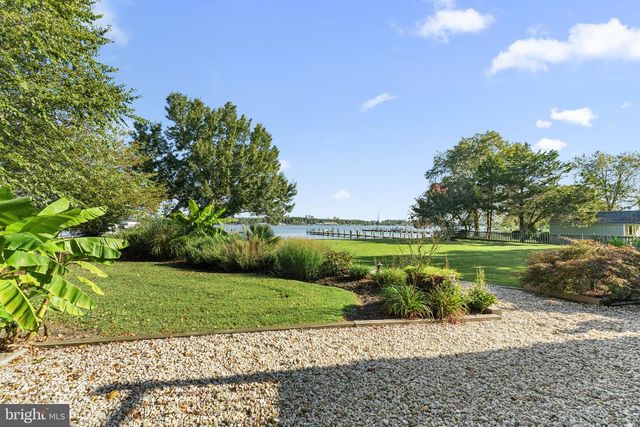 1469 COWART RD, Lottsburg, VA 22511