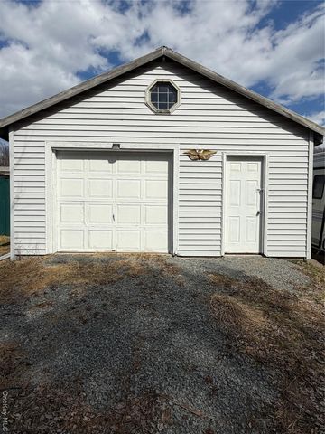 15259 County Highway 17, Roscoe, NY 12776