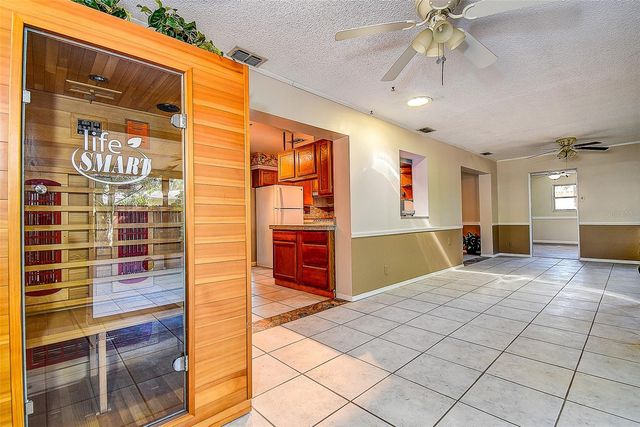 808 HELMSMAN WAY, Palm Harbor, FL 34685