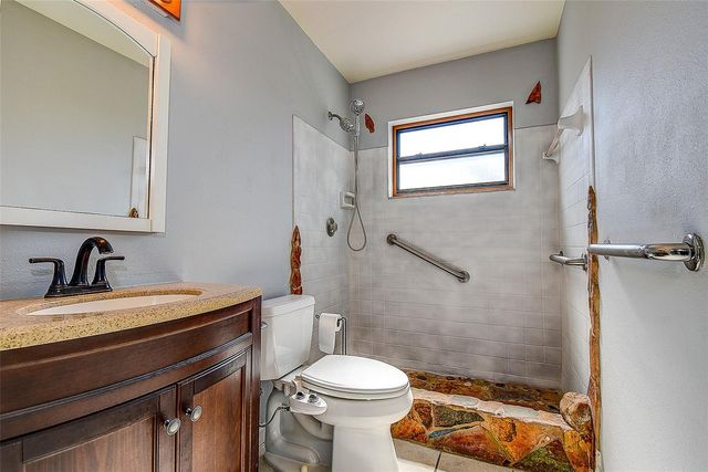 808 HELMSMAN WAY, Palm Harbor, FL 34685