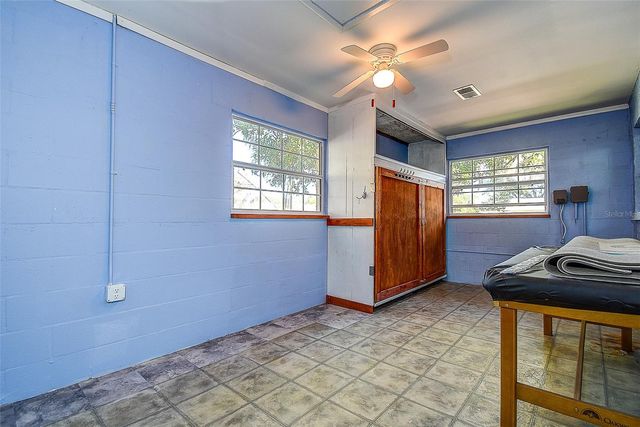 808 HELMSMAN WAY, Palm Harbor, FL 34685