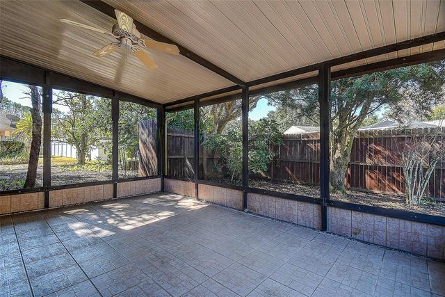808 HELMSMAN WAY, Palm Harbor, FL 34685