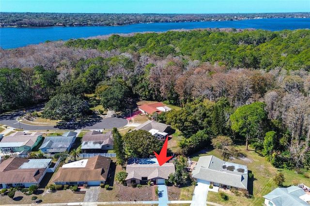 808 HELMSMAN WAY, Palm Harbor, FL 34685