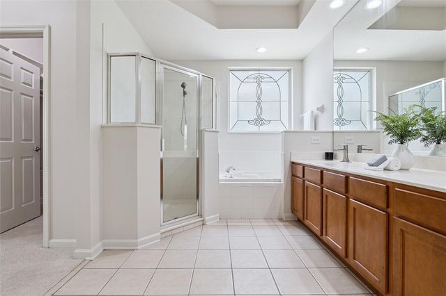 110 OVERTON GARDENS LANE, Deland, FL 32724