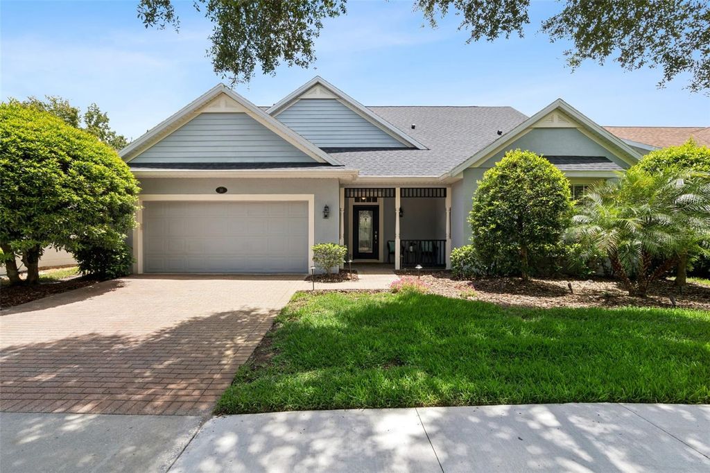 110 OVERTON GARDENS LANE, Deland, FL 32724