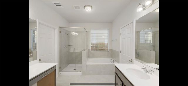 100 Petersburg ST, Leander, TX 78641