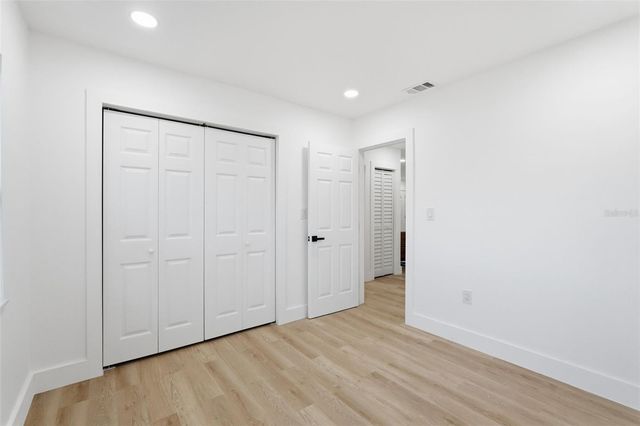 2470 DEL RIO WAY, Dunedin, FL 34698