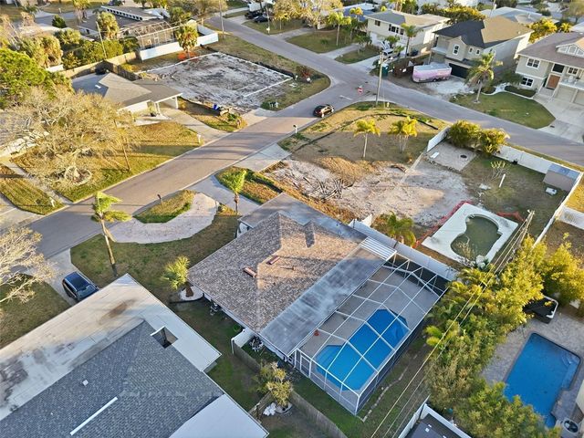 2470 DEL RIO WAY, Dunedin, FL 34698