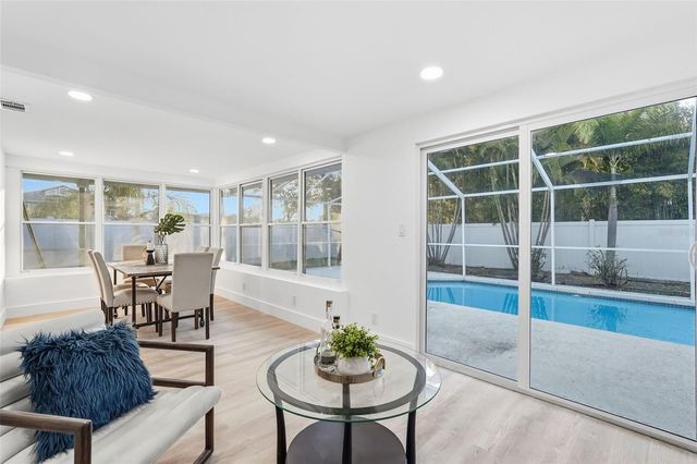 2470 DEL RIO WAY, Dunedin, FL 34698