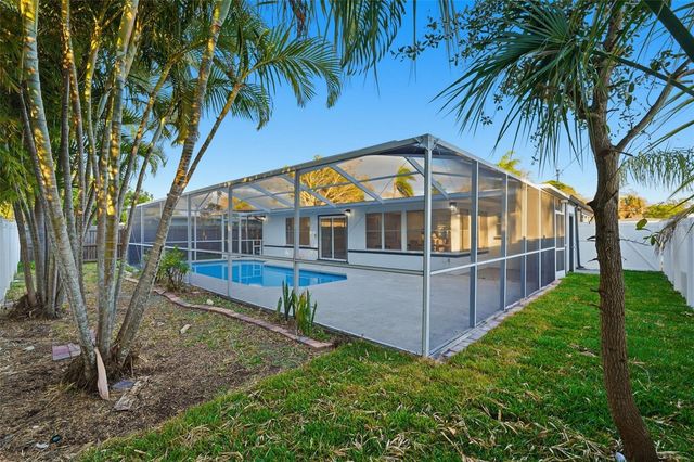 2470 DEL RIO WAY, Dunedin, FL 34698