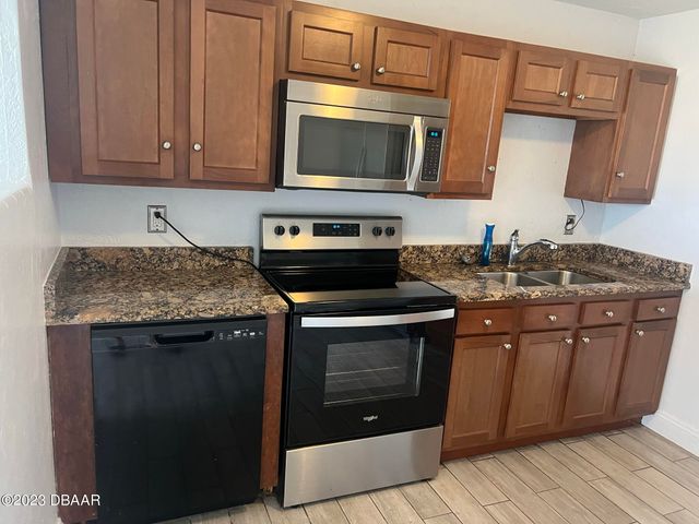 42 Palmetto Drive, Ormond Beach, FL 32176