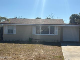 42 Palmetto Drive, Ormond Beach, FL 32176