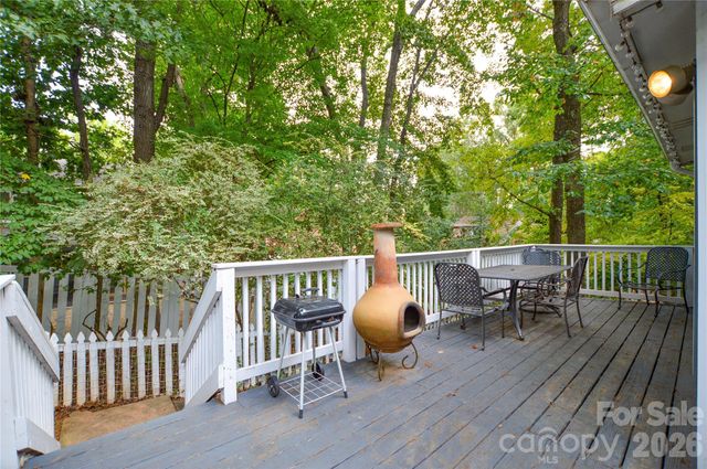 1059 Woodlake Lane, Tega Cay, SC 29708