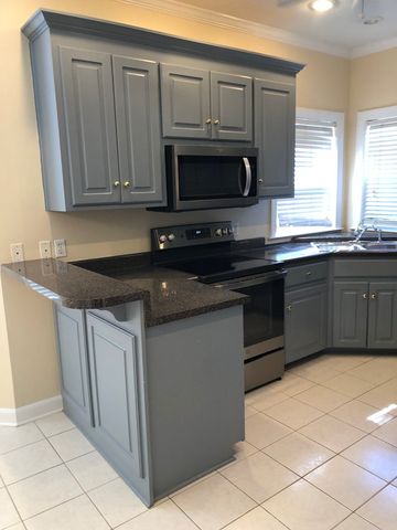 105 Fox Valley, Dothan, AL 36305