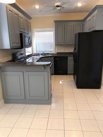 105 Fox Valley, Dothan, AL 36305