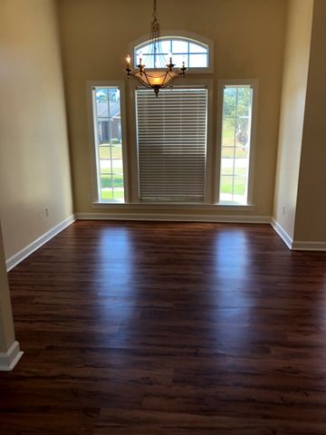 105 Fox Valley, Dothan, AL 36305