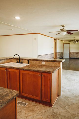 4708 W 400 South, Russiaville, IN 46979