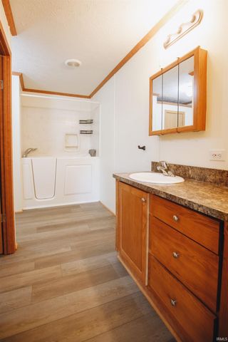 4708 W 400 South, Russiaville, IN 46979