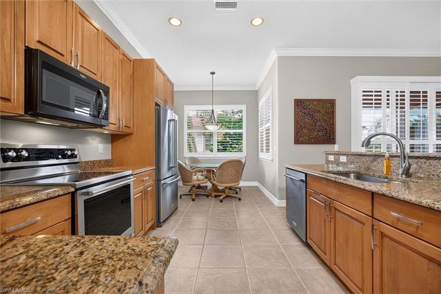 7001 Bergamo WAY 201, Fort Myers, FL 33966