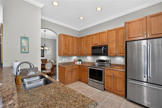 7001 Bergamo WAY 201, Fort Myers, FL 33966