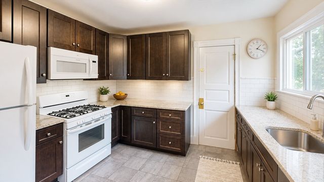 99 Bennett 2, Boston, MA 02135