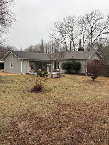 359 Timberline Dr, Smithville, TN 37166